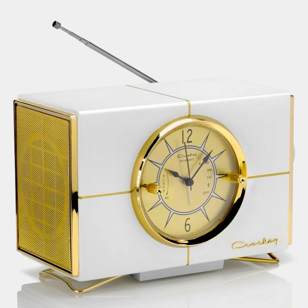 Crosley Gold and White Vintage Radio Bluetooth